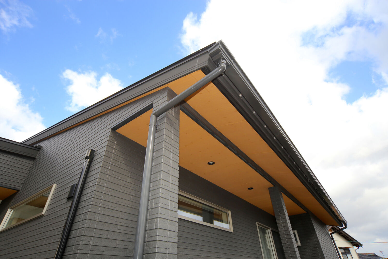 愛猫も大満足♪家の中も外も快適そのもの新生活!【Y様】