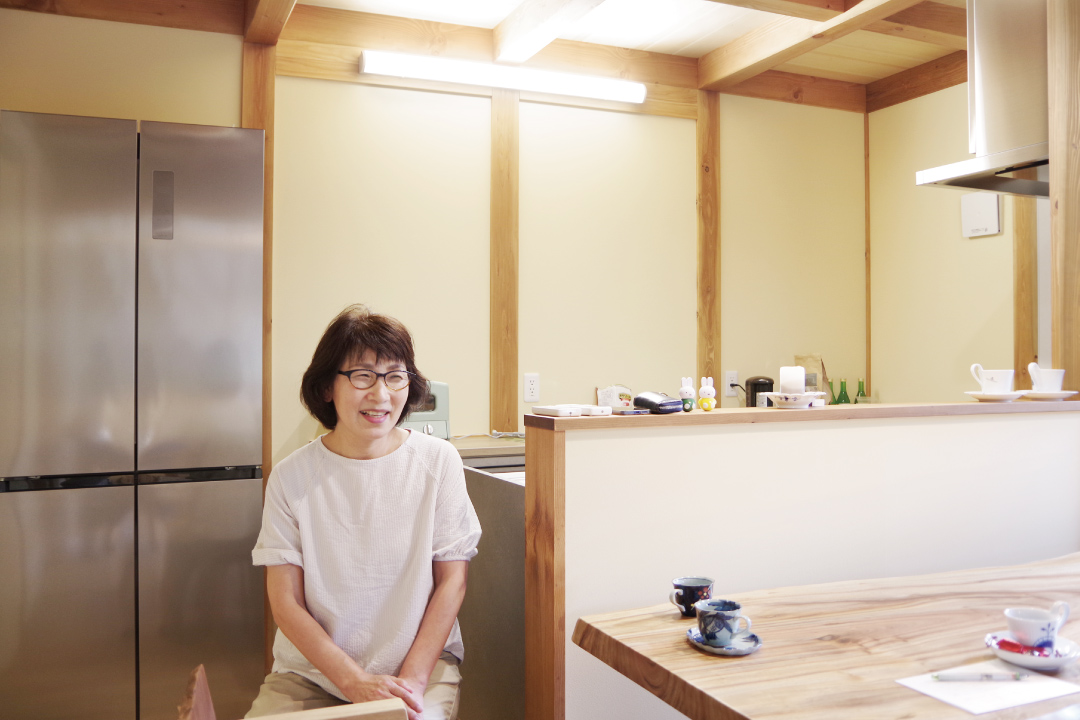 コットン1/2 : 木のやさしさに包まれ、家族の絆を紡ぐ新たな拠点【I様】