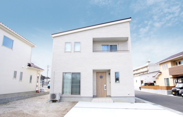 モデルハウス販売中