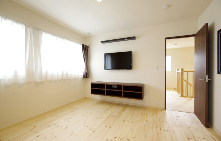 無垢の木の触り心地の良さを凄く感じています♪【斐川町 I様】