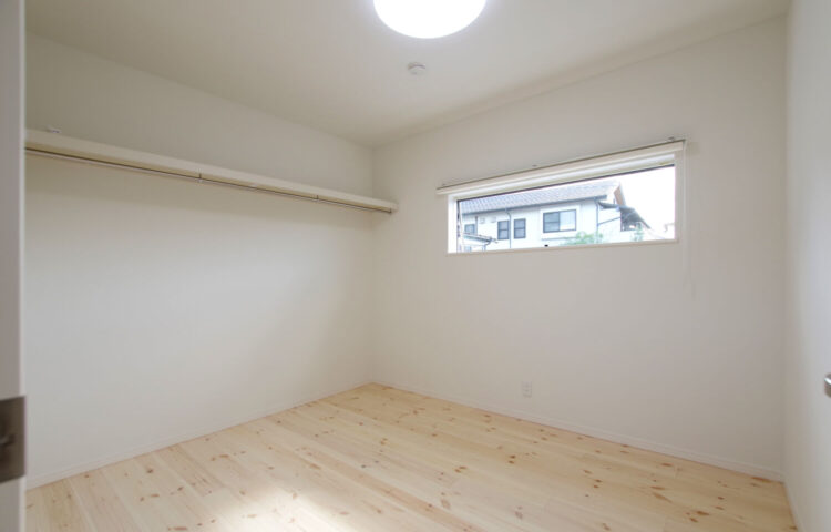 クローゼットに扉は必要？