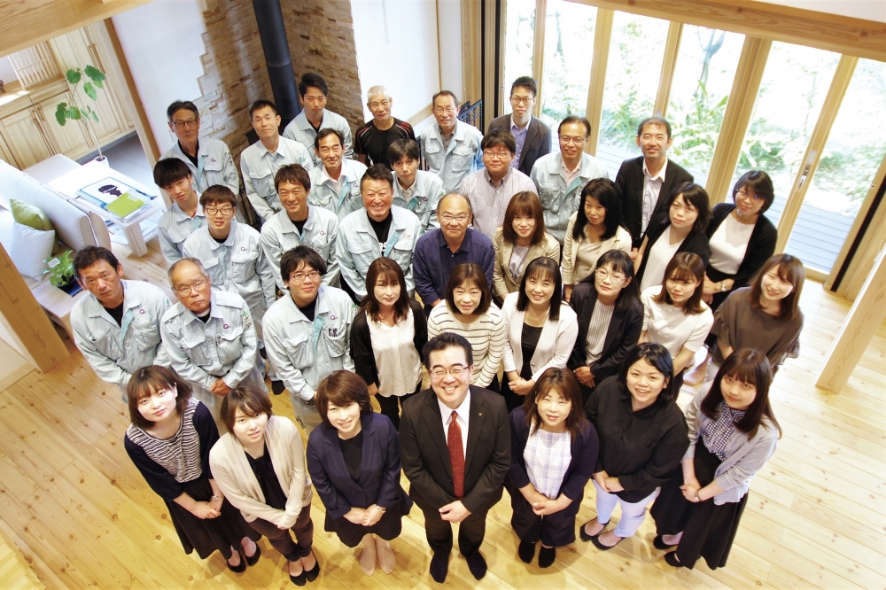 2018年6月1日朝礼集合写真01.jpg